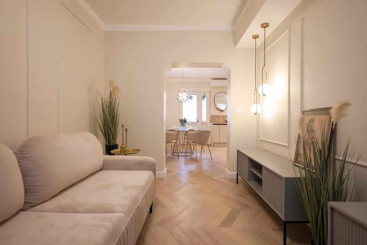 Zadar Golden Sea Organ Apartment 0*,